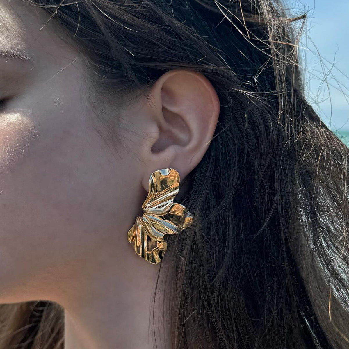 Gold flower Earrings